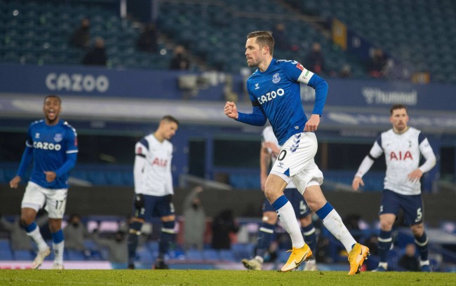 予了高度评 予了高度评